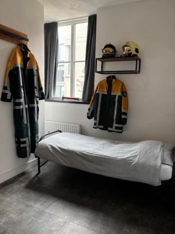 De Oude Brandweerkazerne 4 Persoons 2 Kamer Appartement Kaatsheuvel Luaran gambar